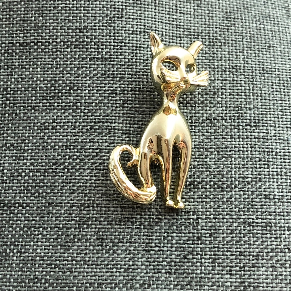 Gerry's Cat Brooch/Pin Gold Tone